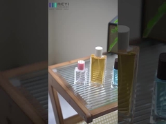 カスタムロゴ ガラスの香水ボトル クリップスプレーポンプ 様々な形色 30ml-100ml